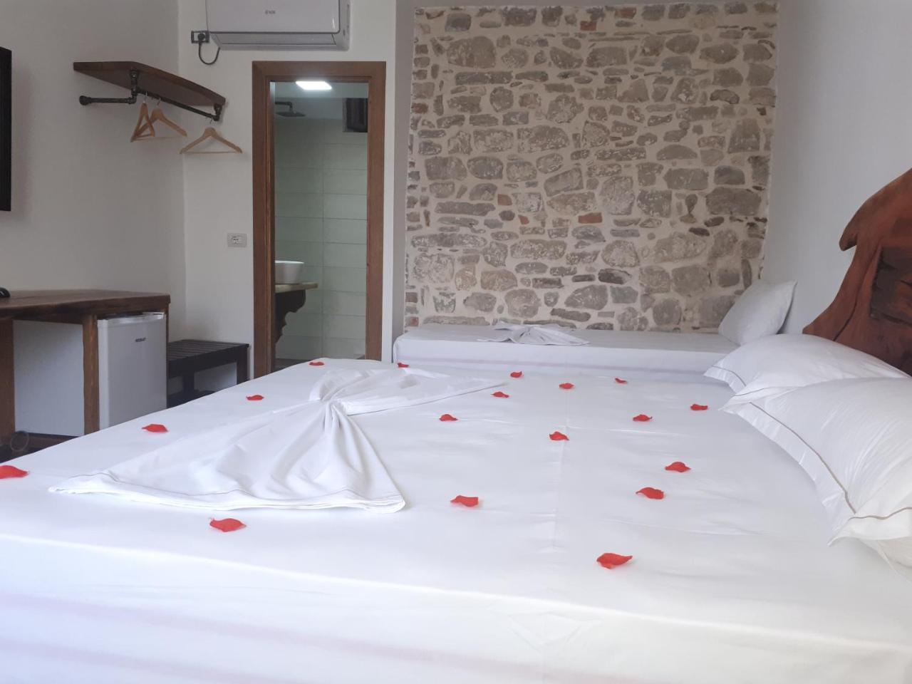 Hotel Omer 베라트 외부 사진