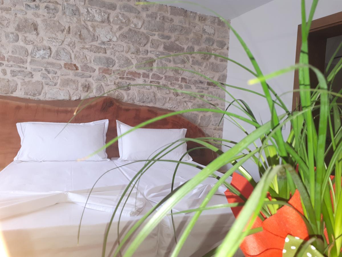 Hotel Omer 베라트 외부 사진